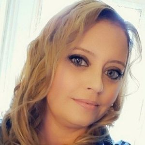 Meet your Posher, Alisha